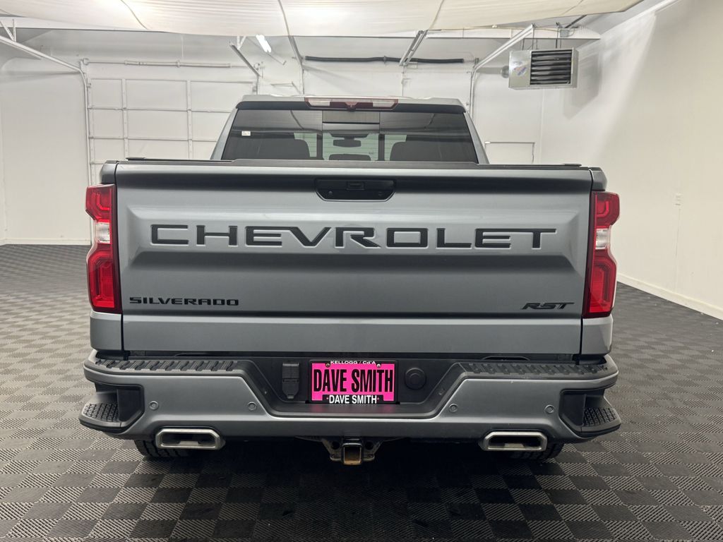 2020 Chevrolet Silverado 1500 RST photo 4