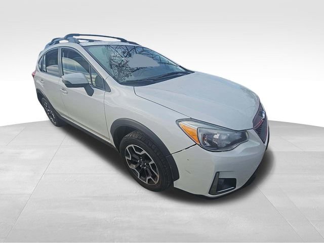 2016 Subaru Crosstrek Limited's photo