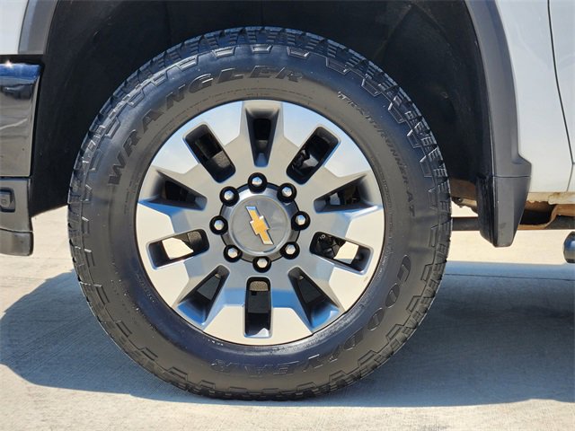 2024 Chevrolet Silverado 2500HD Custom photo 10