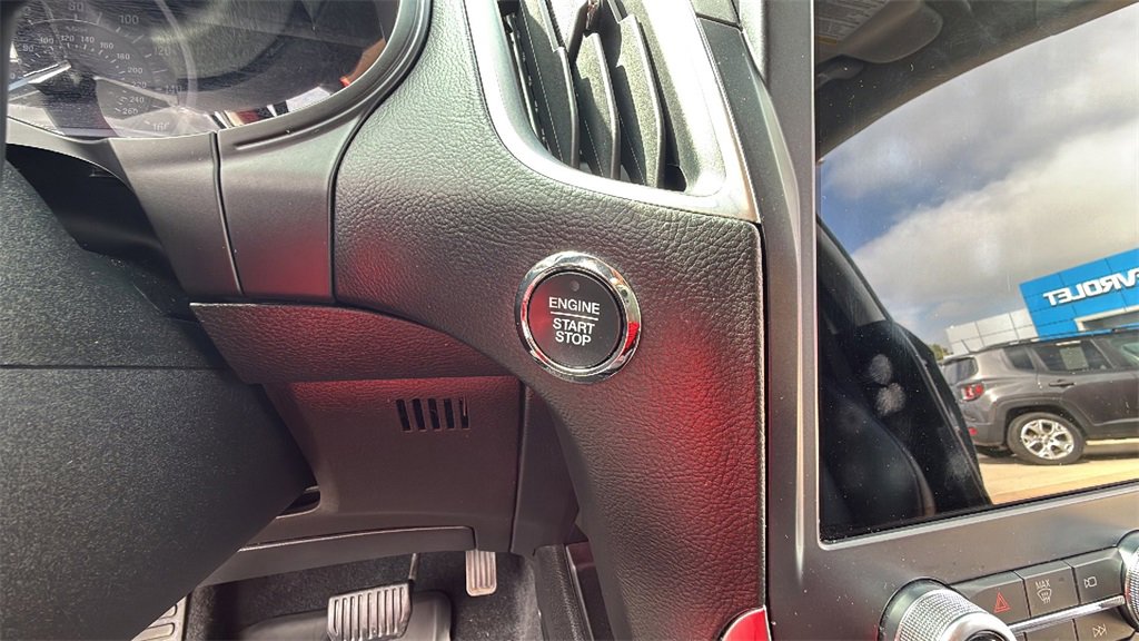 2022 Ford Edge Titanium photo 26