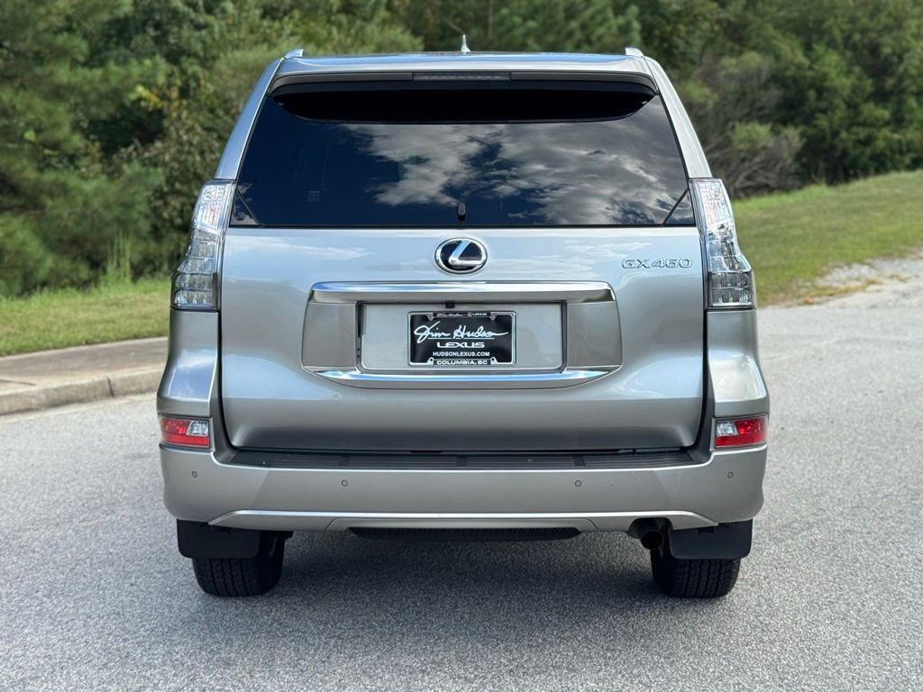 2022 Lexus GX 460 Premium photo 4