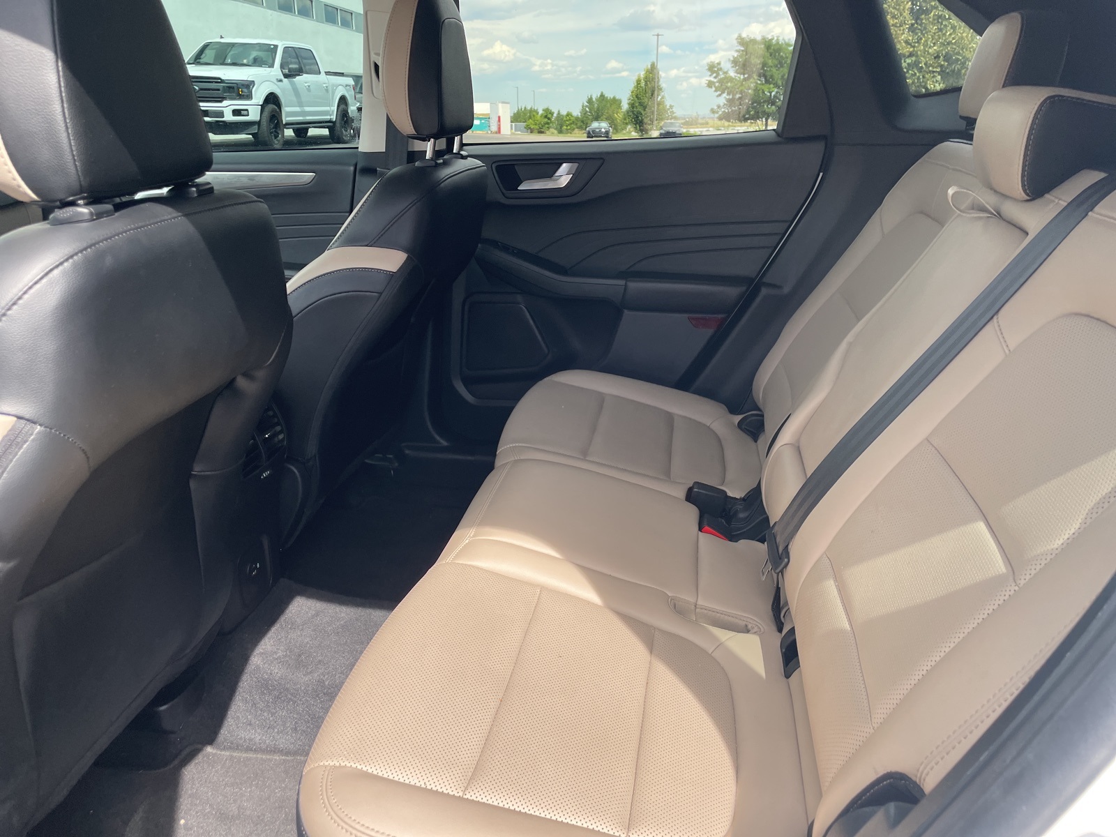 2021 Ford Escape Titanium photo 9