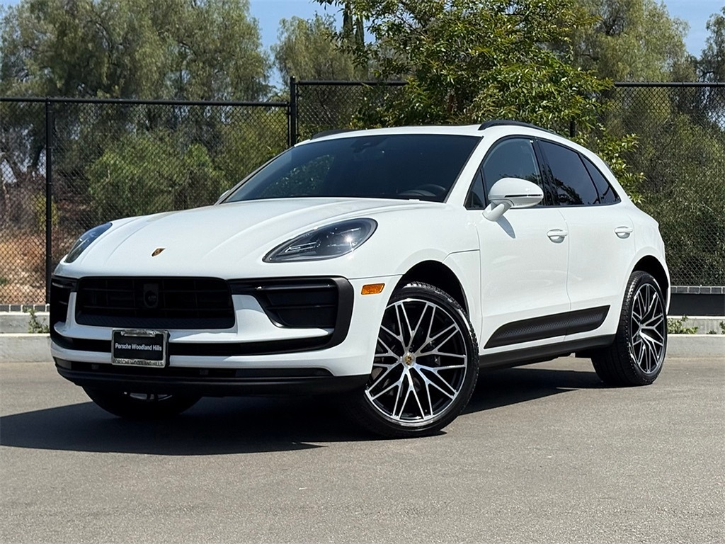 Used 2025 Porsche Macan 