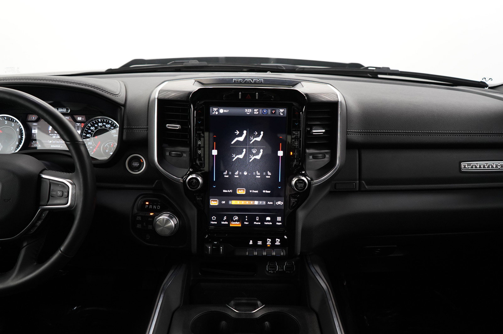 2024 Ram 1500 Laramie photo 14