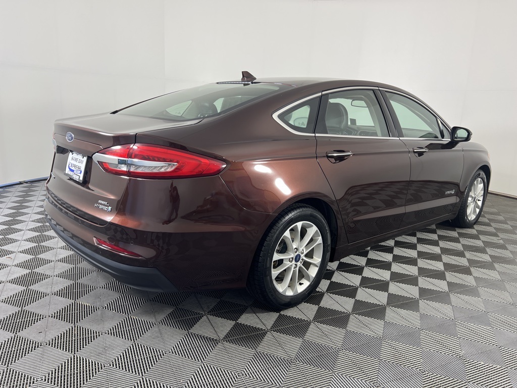 2019 Ford Fusion Hybrid SEL photo 6