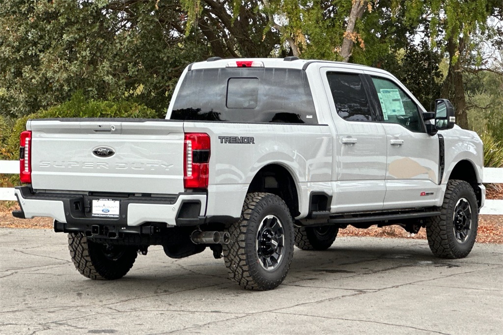 2026 Ford F-350 photo 4