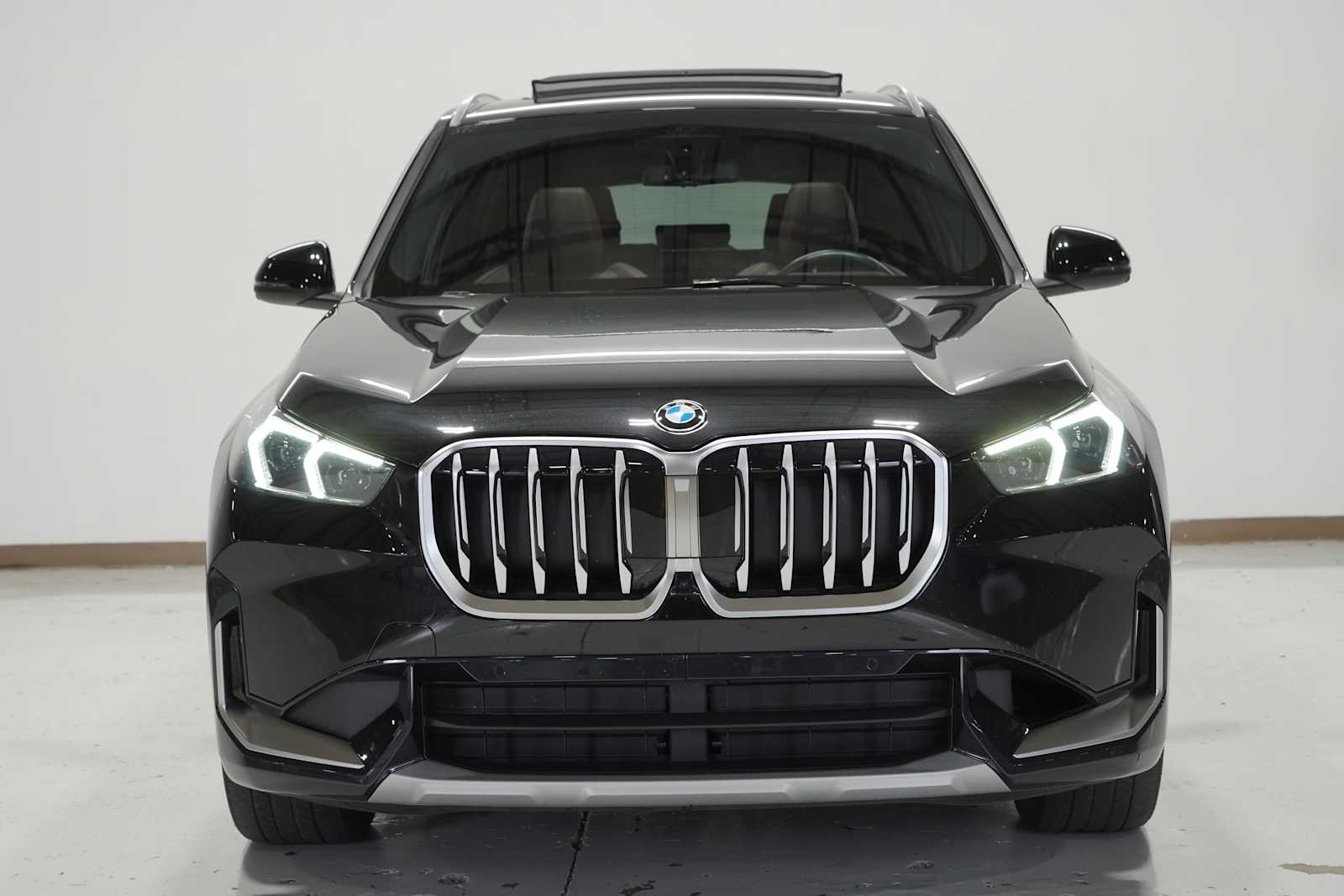 2025 Bmw X1 XDrive28i photo 2