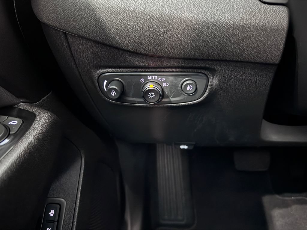 2024 Chevrolet Equinox Premier photo 22
