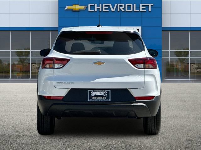 2026 Chevrolet Trailblazer LS photo 3