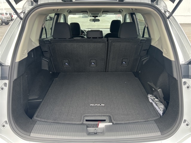 2025 Nissan Rogue S photo 3