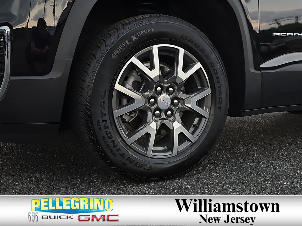 2023 Gmc Acadia SLE photo 9