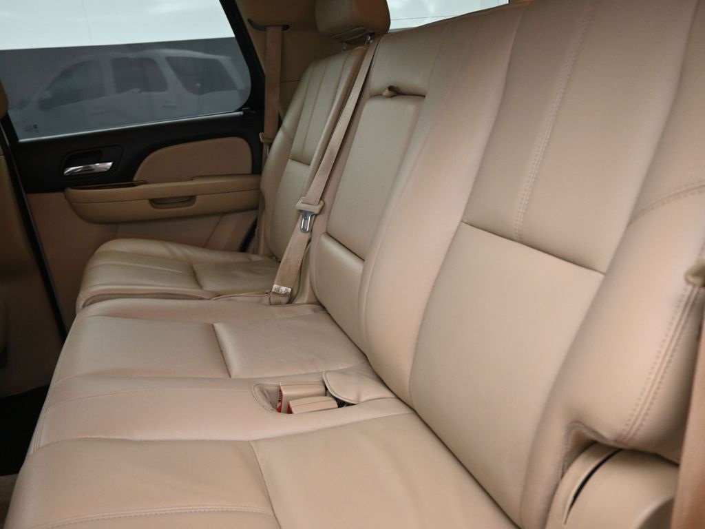2008 Chevrolet Tahoe Hybrid photo 11