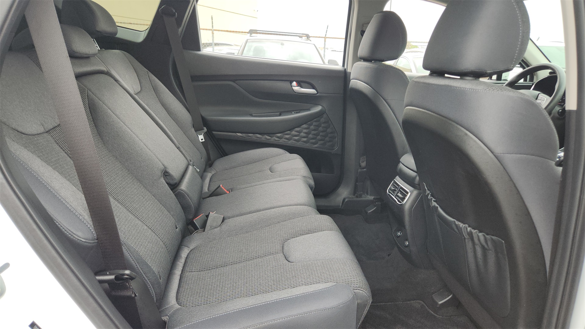 2022 Hyundai Santa Fe SEL photo 21