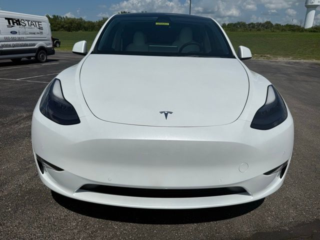 Used 2022 Tesla Model Y Long Range with VIN 7SAYGDEE2NF537149 for sale in Kansas City