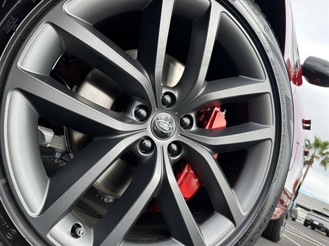 2025 Land Rover Range Rover Sport P400 Dynamic SE photo 2