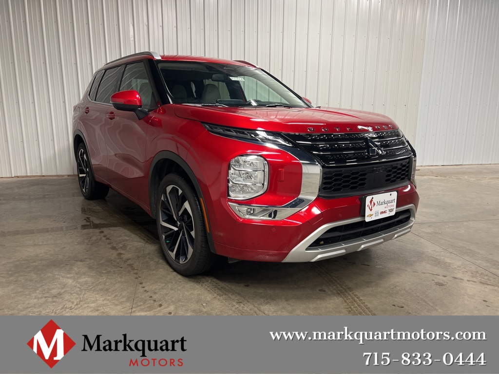 2024 Mitsubishi Outlander SEL's photo