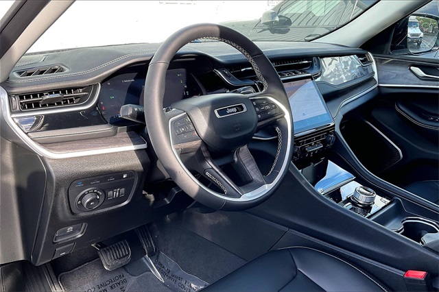 2024 Jeep Cherokee 4xe photo 7