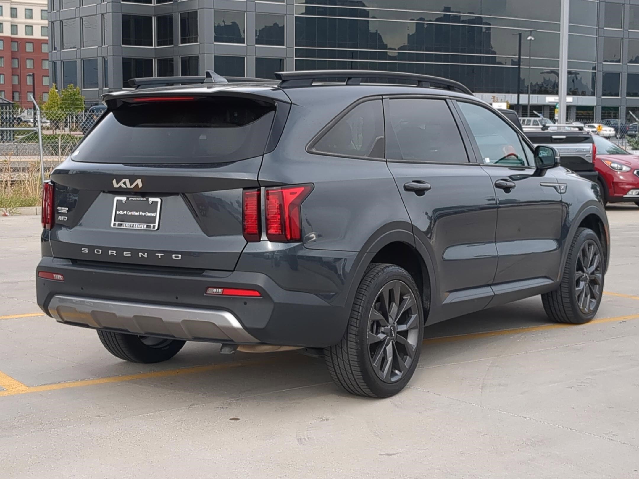 2022 Kia Sorento X-Line EX photo 4