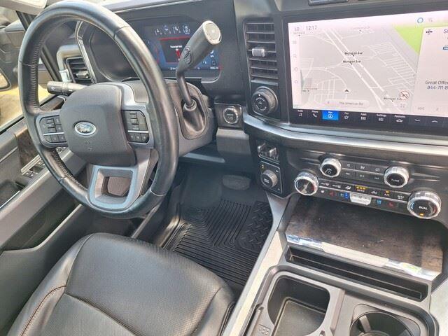 2023 Ford F-250 Lariat photo 29