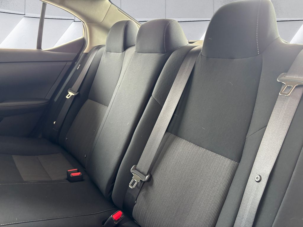 2025 Nissan Sentra SV photo 16