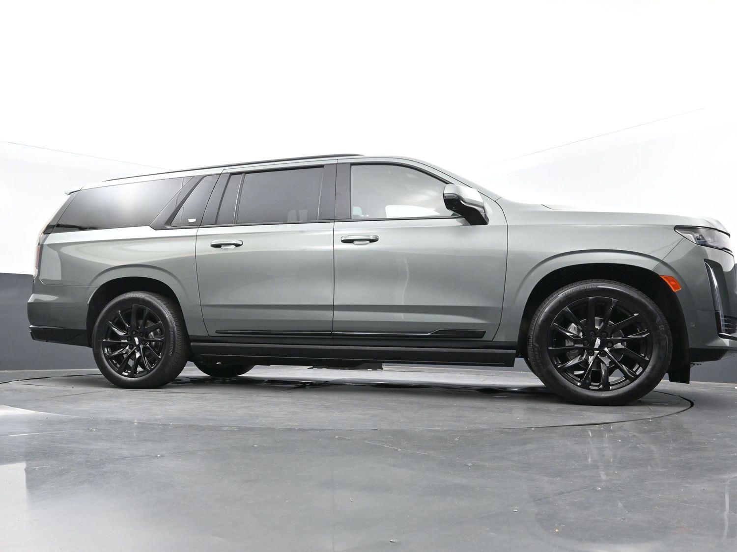 2023 Cadillac Escalade ESV Sport Platinum photo 49