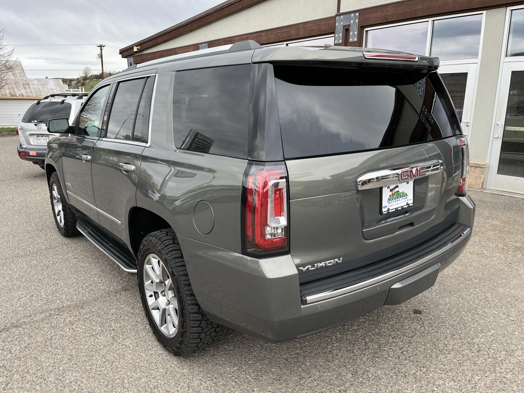 2017 Gmc Yukon Denali photo 3