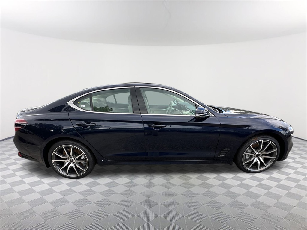 2026 Genesis G70 2.5T Prestige photo 4