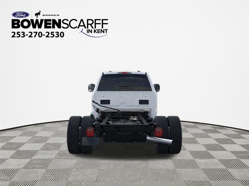 2025 Ford F-550 photo 5