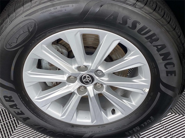 2024 Toyota Grand Highlander XLE photo 25