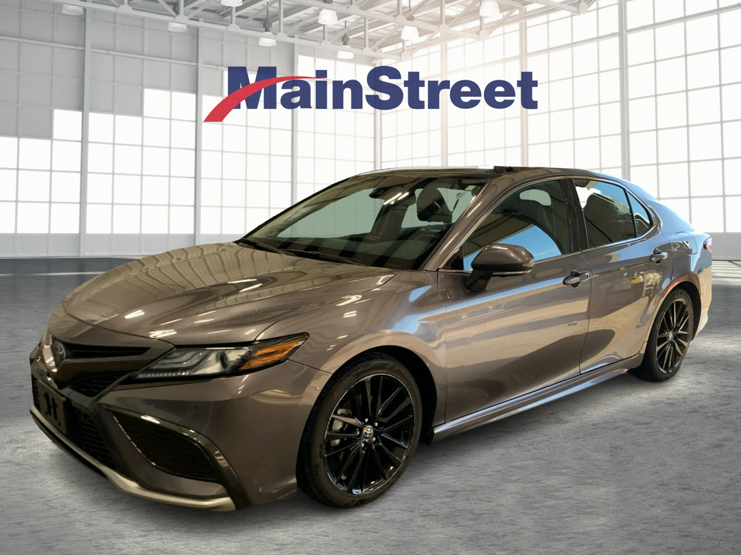 2024 Toyota Camry XSE's photo