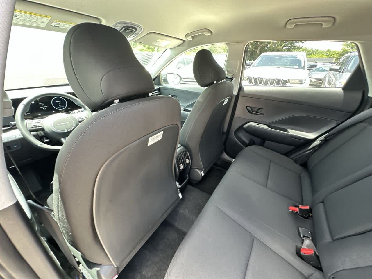 2025 Hyundai Kona SEL photo 21