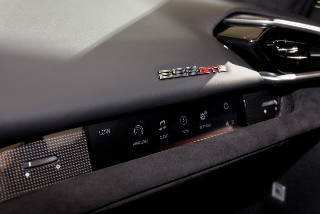 2024 Ferrari 296 GTS photo 26