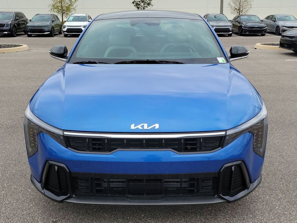 2025 Kia K4 GT-Line Turbo photo 8