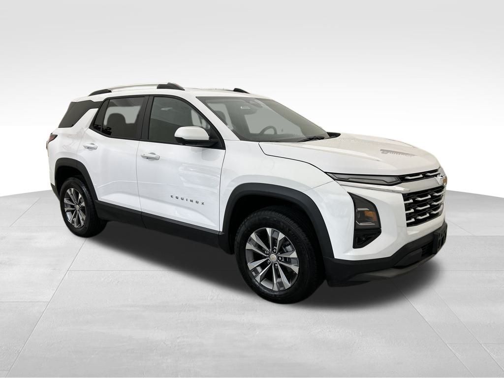 2025 Chevrolet Equinox LT photo 3