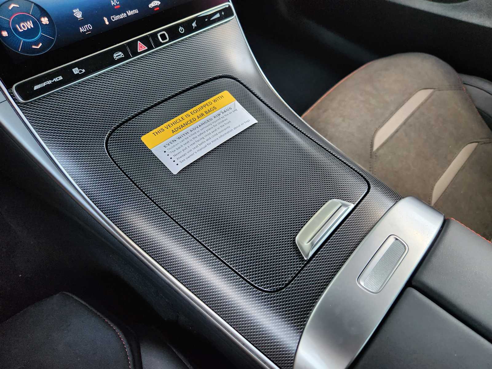 2025 Mercedes Benz C AMG 43 photo 14