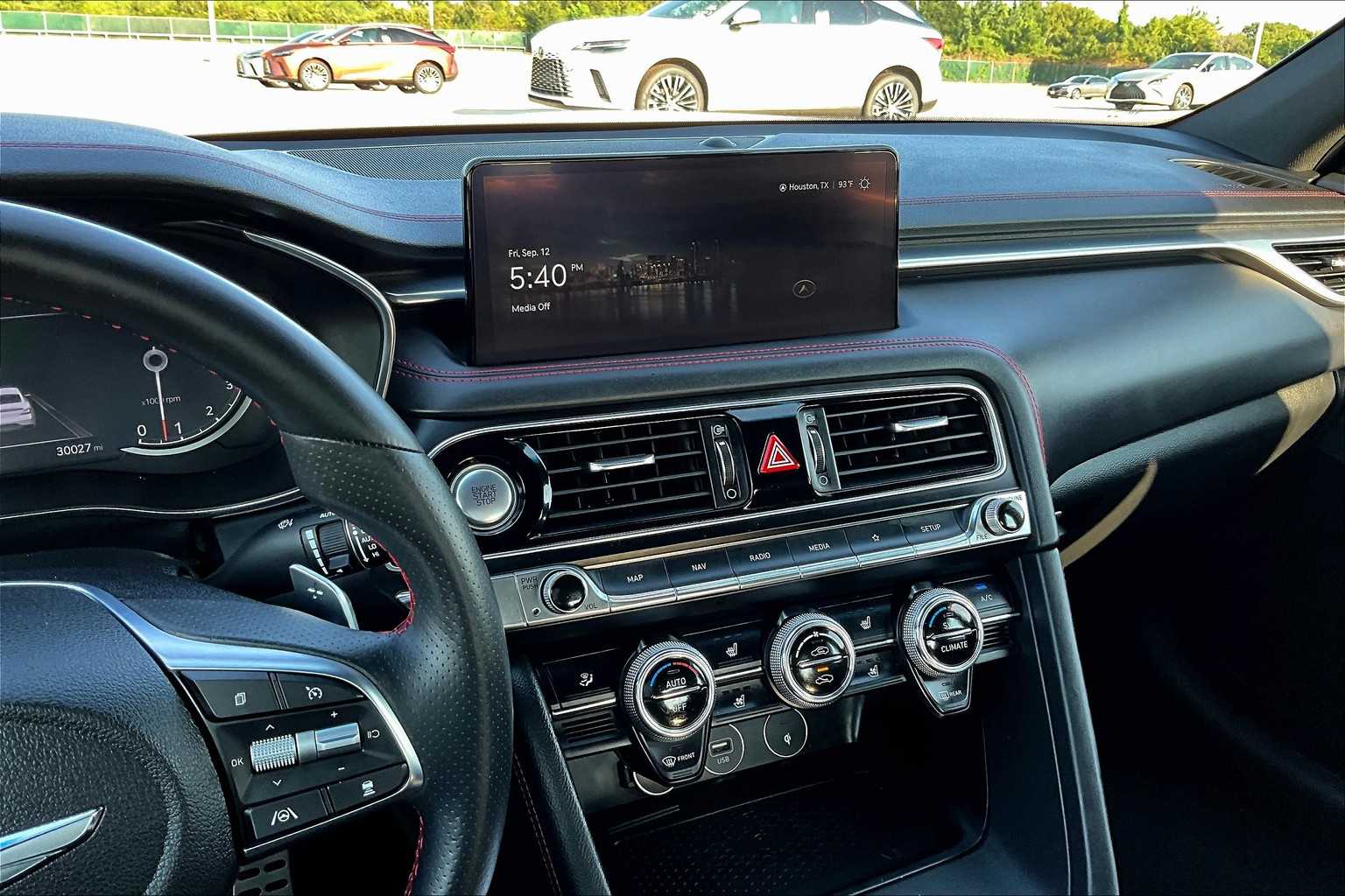 2023 Genesis G70 3.3T photo 6