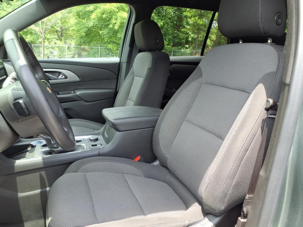 2022 Chevrolet Traverse Cloth photo 3