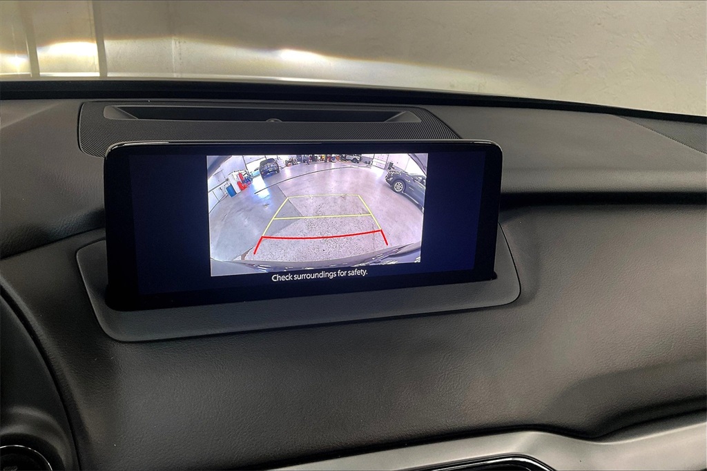 2022 Mazda CX-9 Touring photo 17