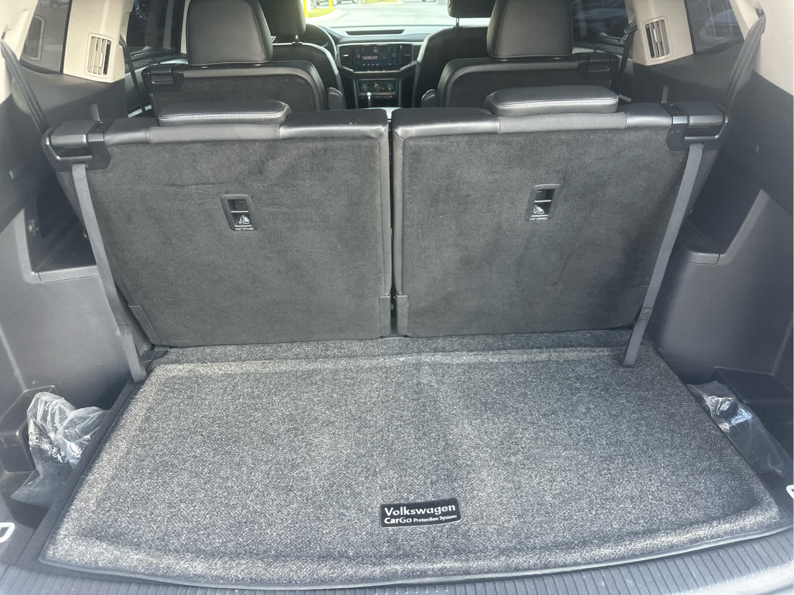 2019 Volkswagen Atlas V6 SEL R-Line photo 4