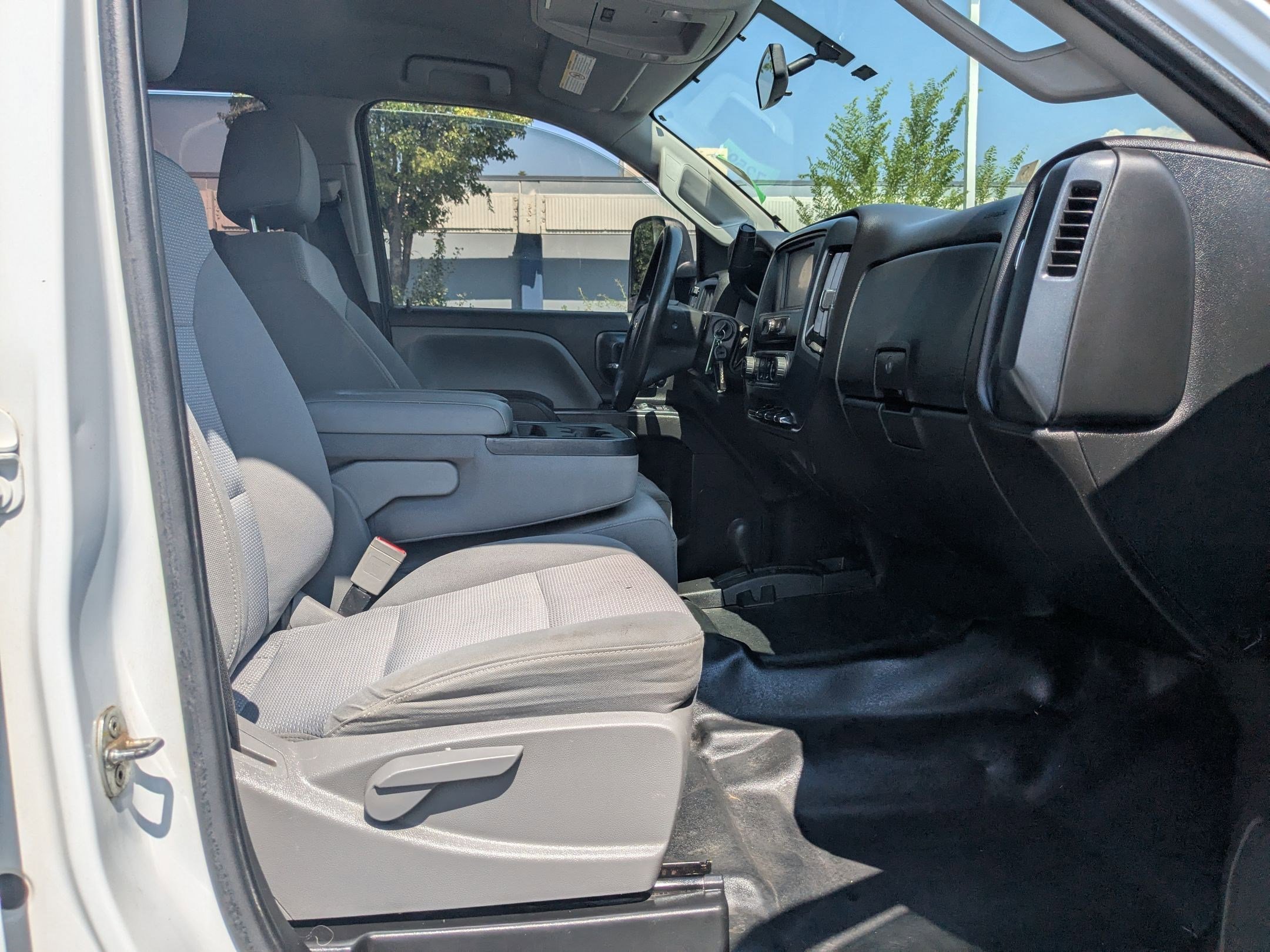 2018 Chevrolet Silverado 3500HD Work Truck photo 19
