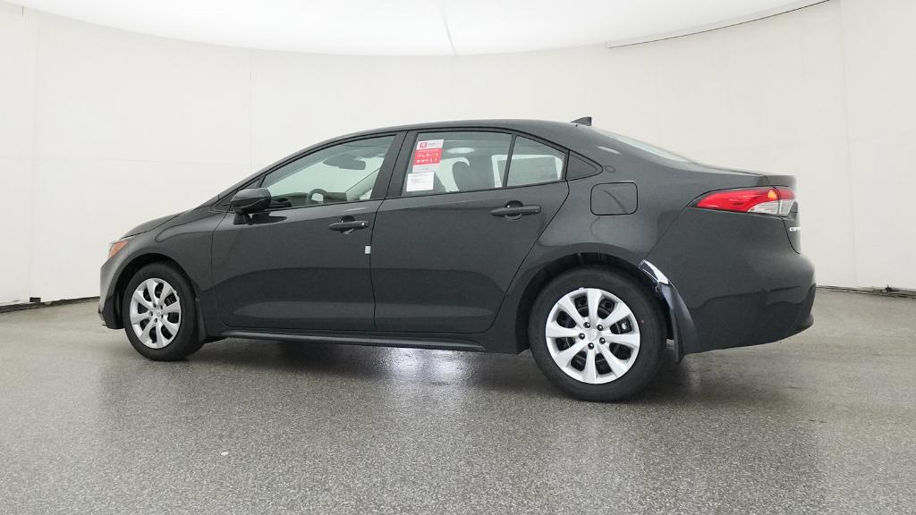 2025 Toyota Corolla LE photo 12