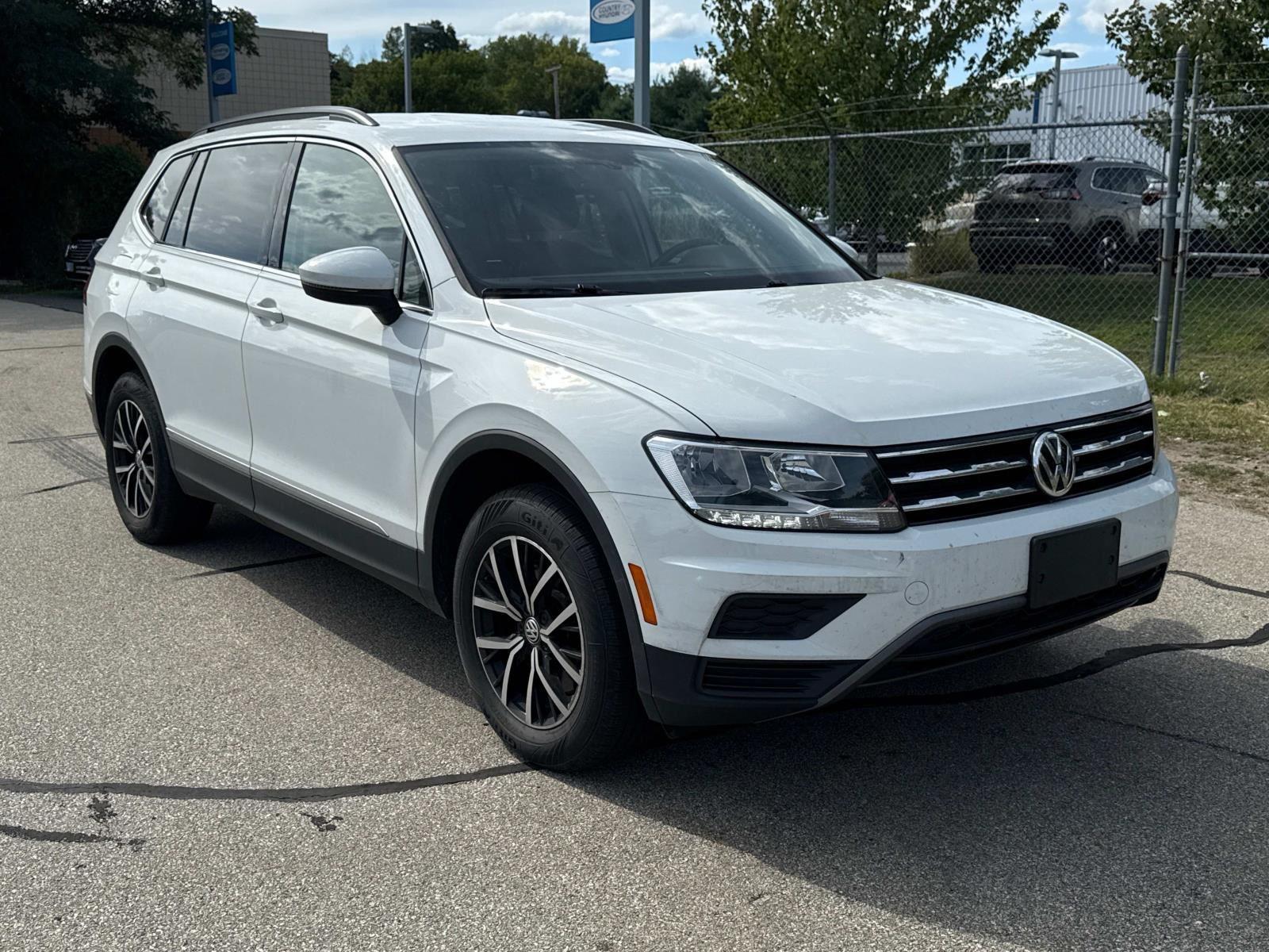 2021 Volkswagen Tiguan SE photo 2