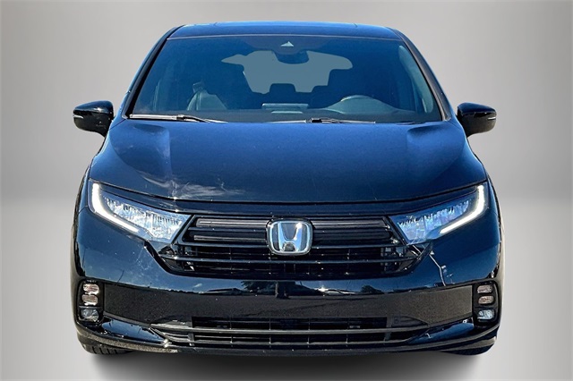 2023 Honda Odyssey Sport photo 3