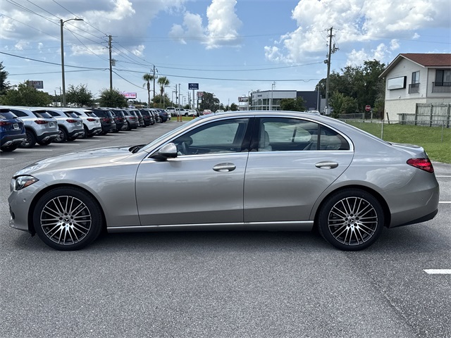 2024 Mercedes Benz C 300 photo 4