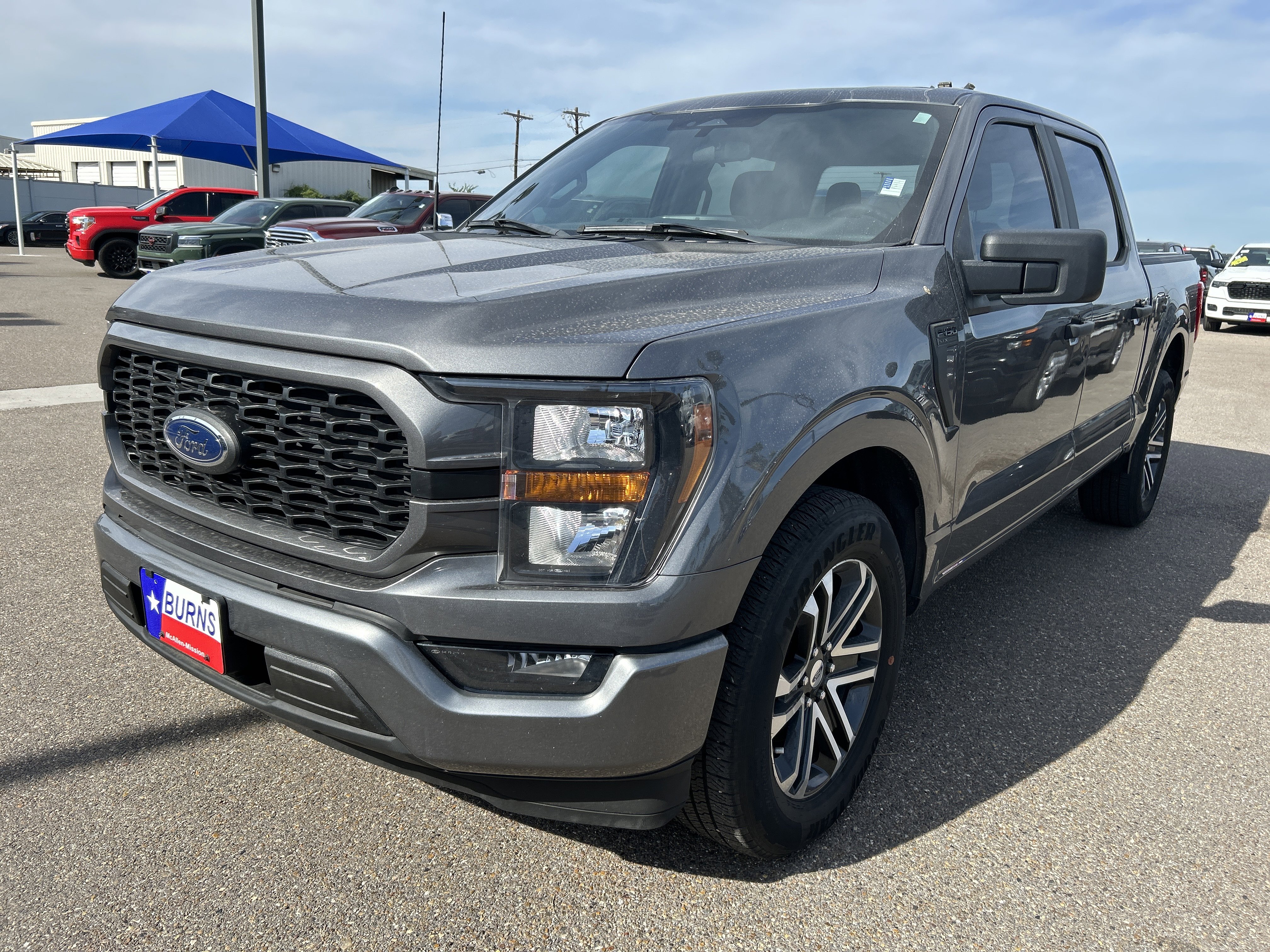 2023 Ford F-150 XL's photo