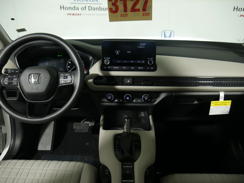2026 Honda HR-V LX photo 13