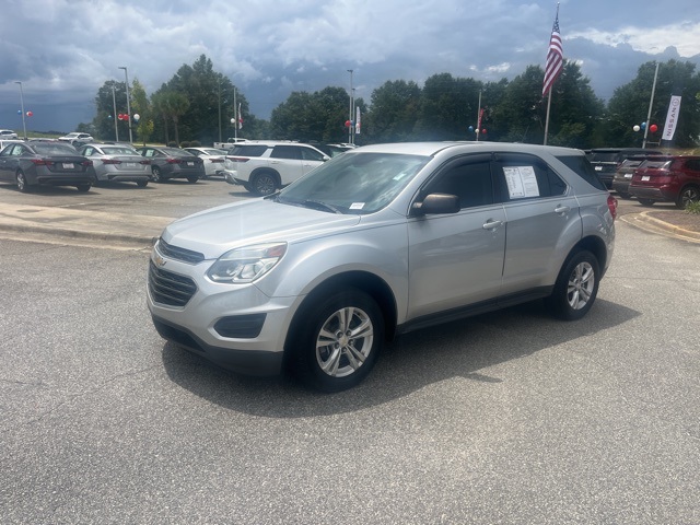 2016 Chevrolet Equinox LS photo 2