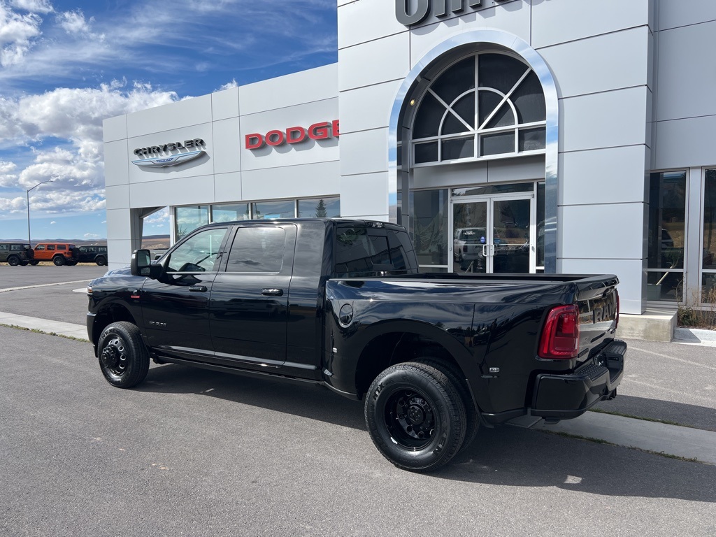 2026 Ram 3500 Laramie photo 2