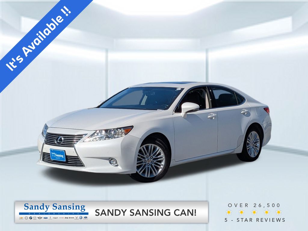 2015 Lexus ES Base's photo