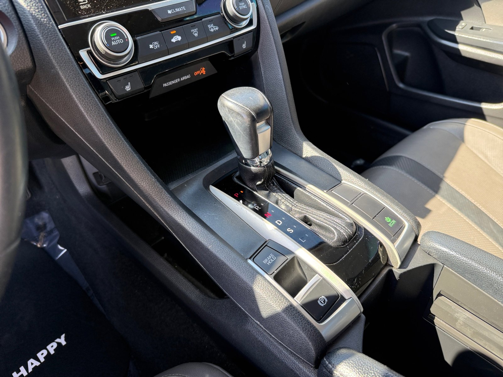 2017 Honda Civic Touring photo 13